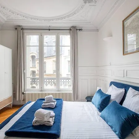 דירה Stunning Parisian Getaway *